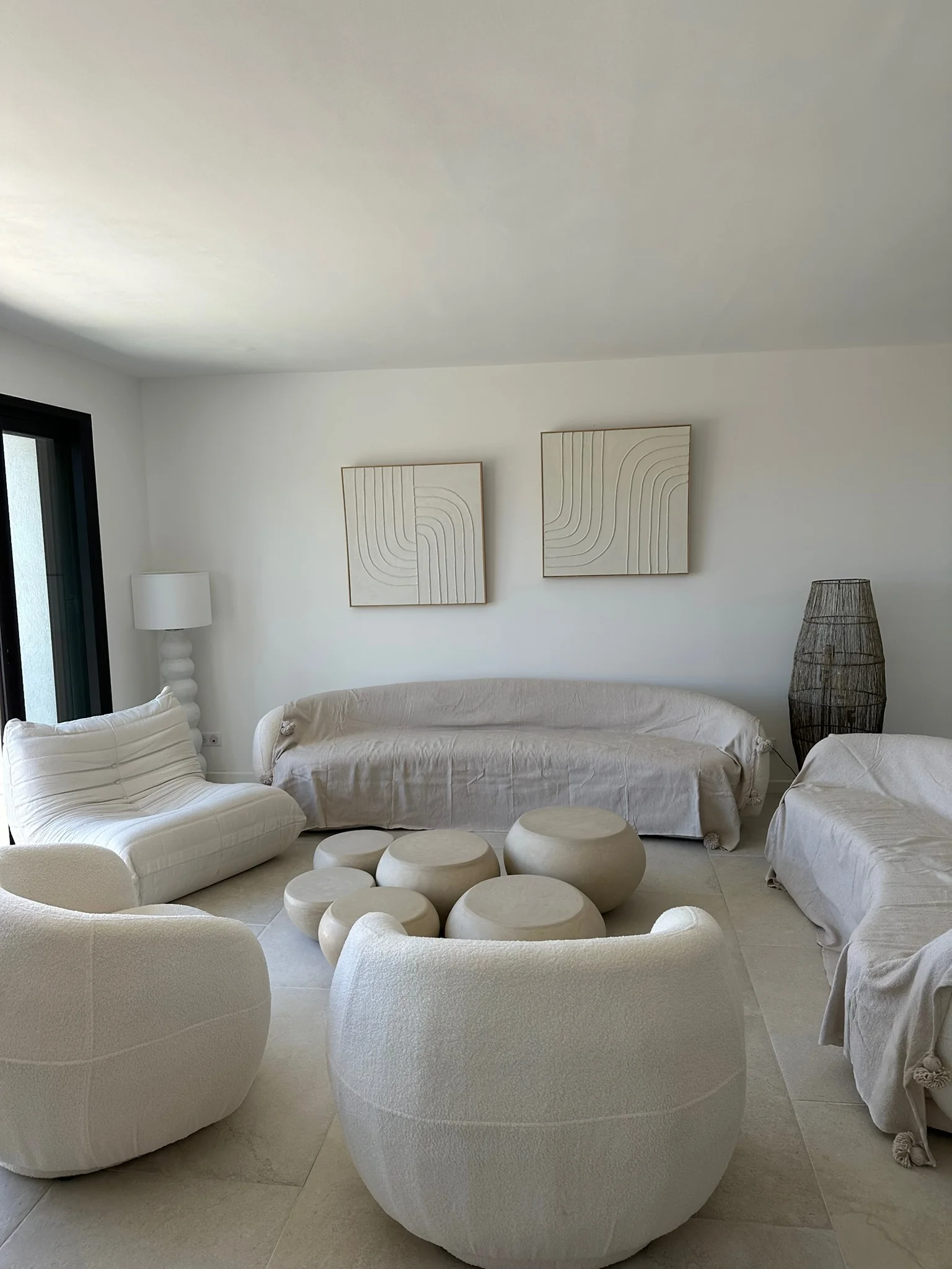 Living Room - Vertical Perspective